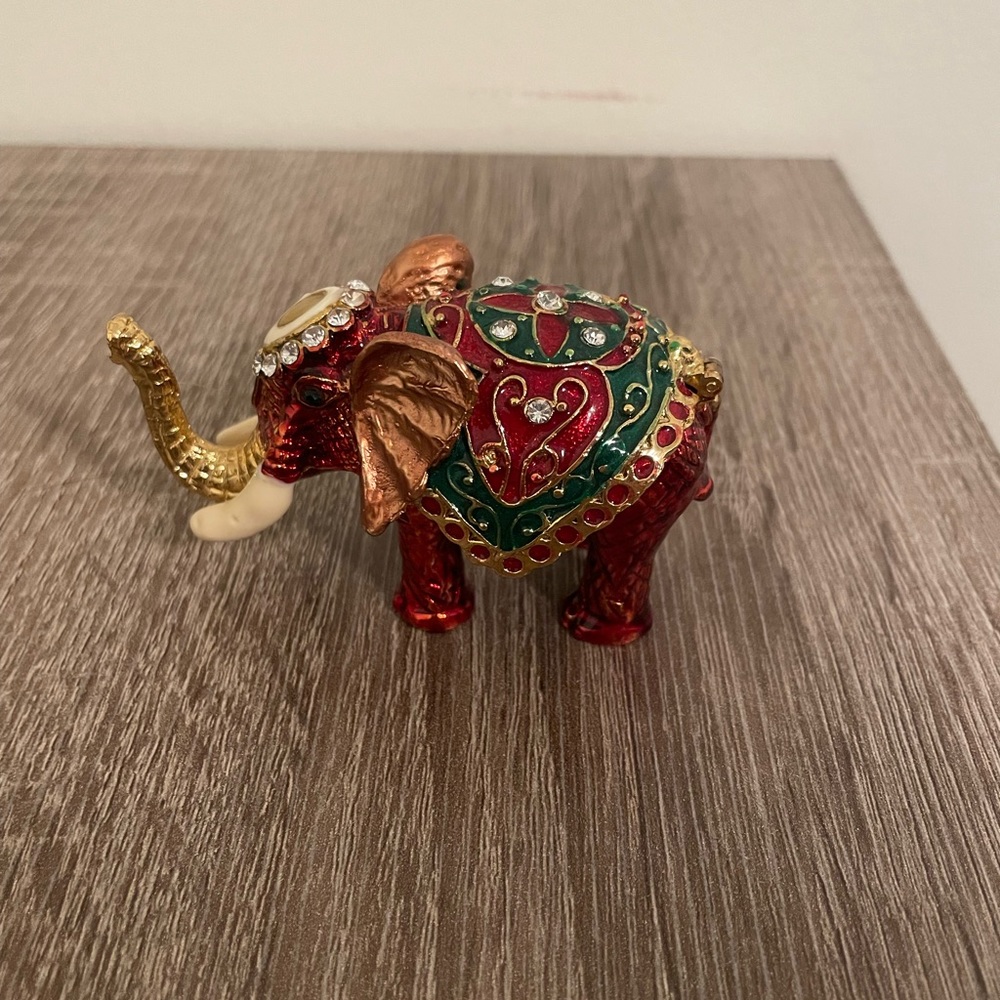 Bejeweled Elephant Trinket Box